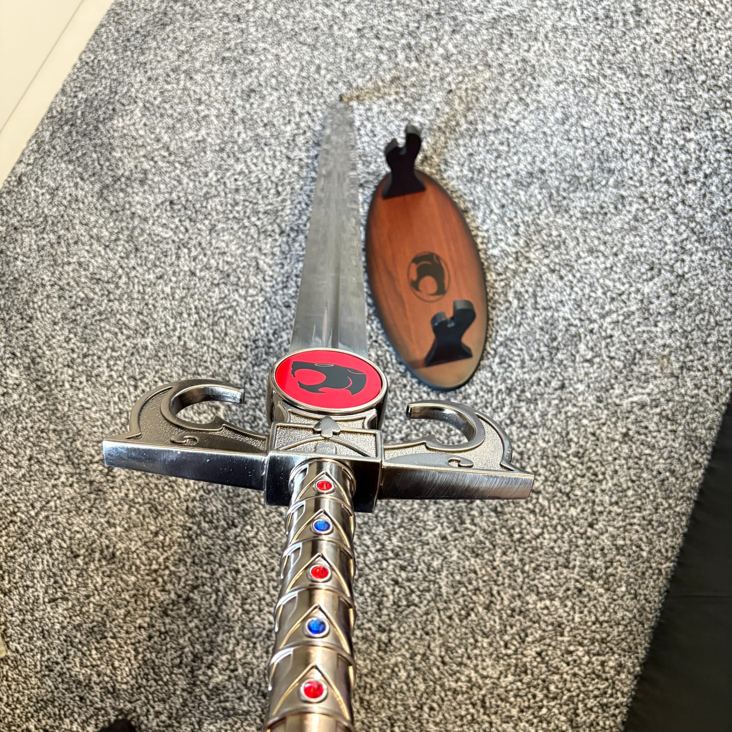 Customer photo review of Thundercats | Deluxe Sword Of Omens