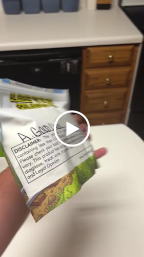 Customer video review of Acapulco Gold THCA Flower