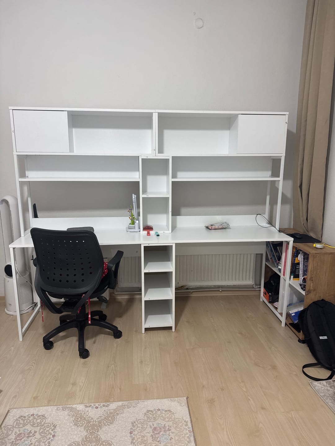 Customer photo review of Rani HA129 İki Kişilik Çok Raflı 2 Kapaklı Çalışma Ofis Bilgisayar Masası Beyaz