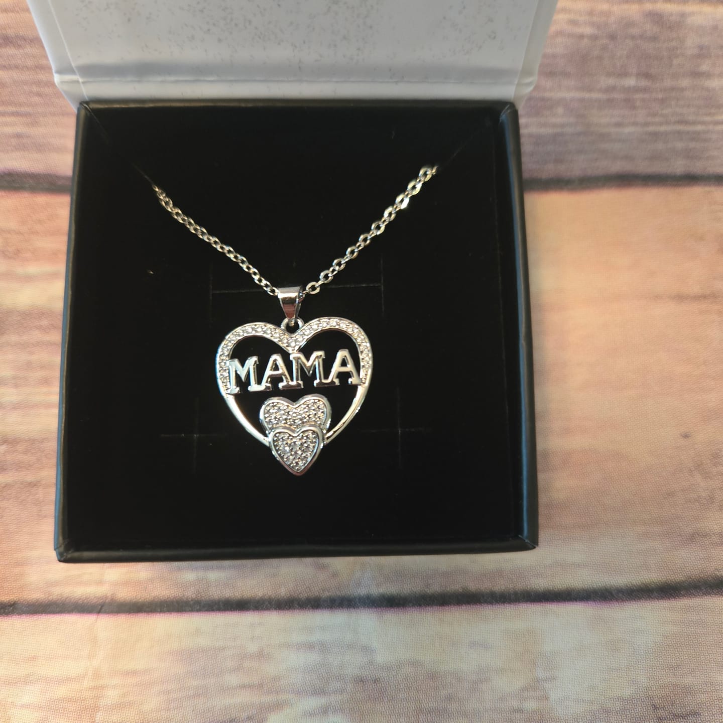Customer photo review of Selena 18k White Gold Plated Mama Heart Pendant Necklace with Simulated Diamond Crystals