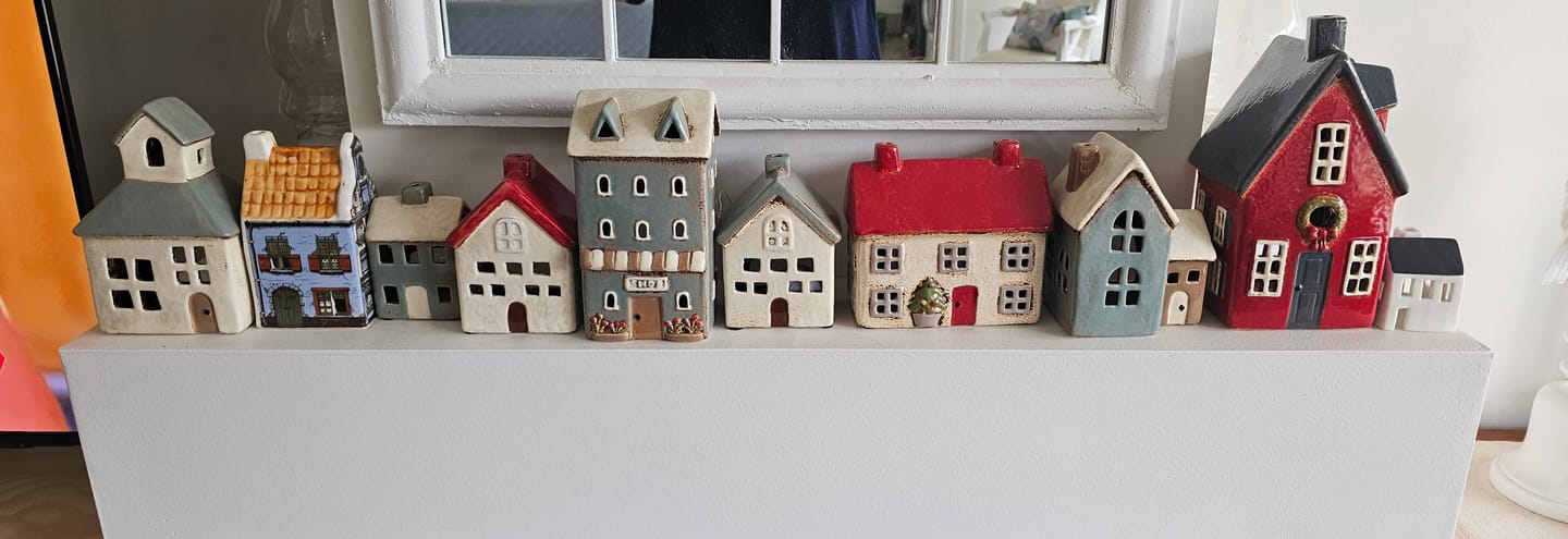 Customer photo review of Tea Light Cottage with Swag