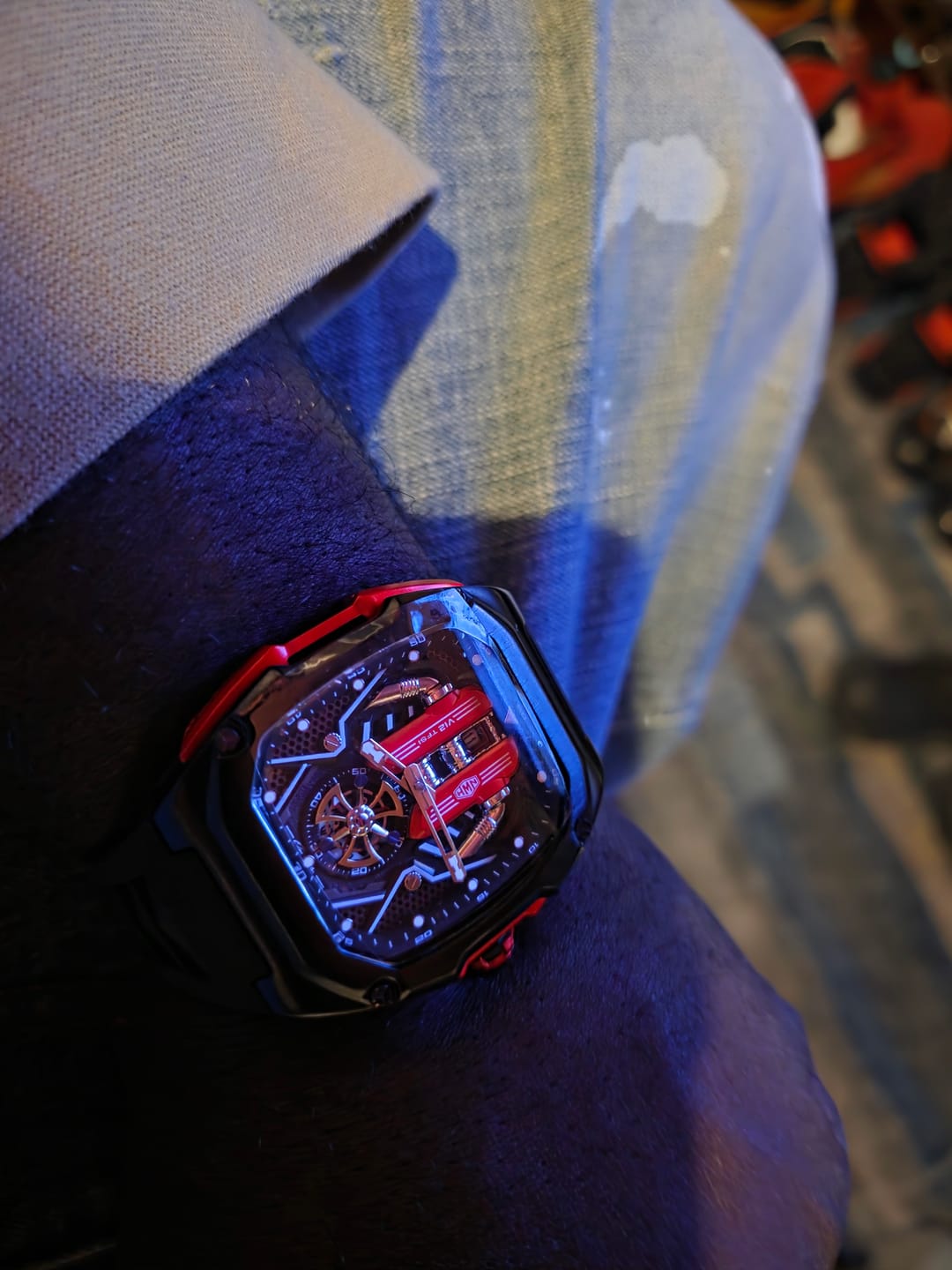 Customer photo review of HMN V12 Prestige