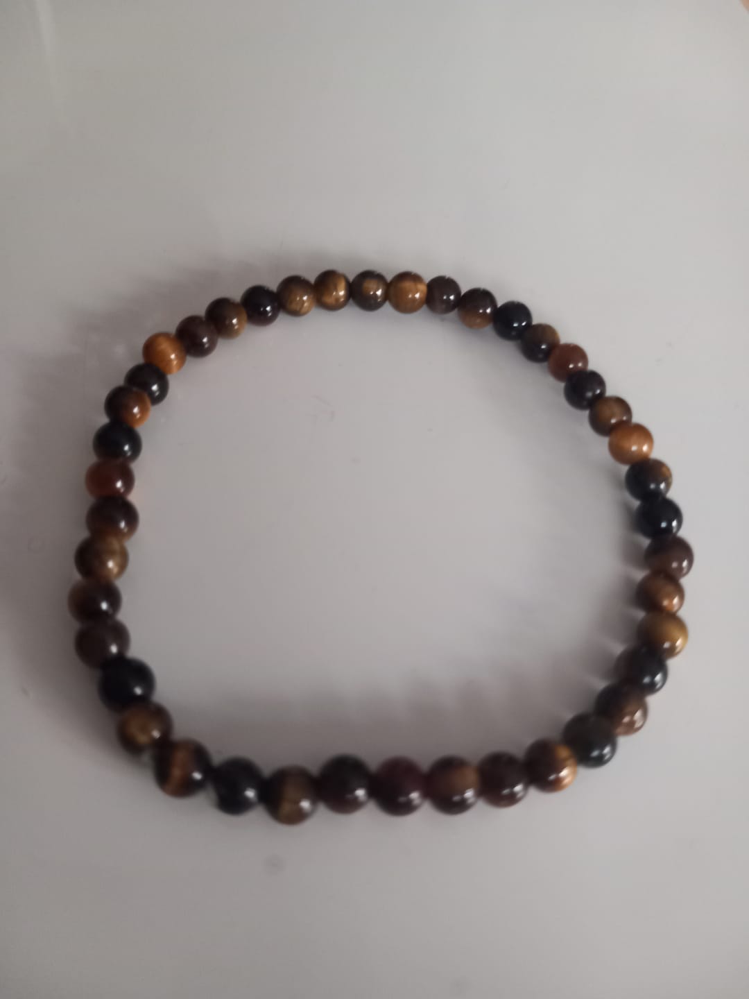 Customer photo review of Pulsera Ojo de tigre | 4mm | Protección - Transformación
