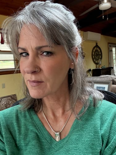 Customer photo review of Weightless Shampoo & Conditioner Set