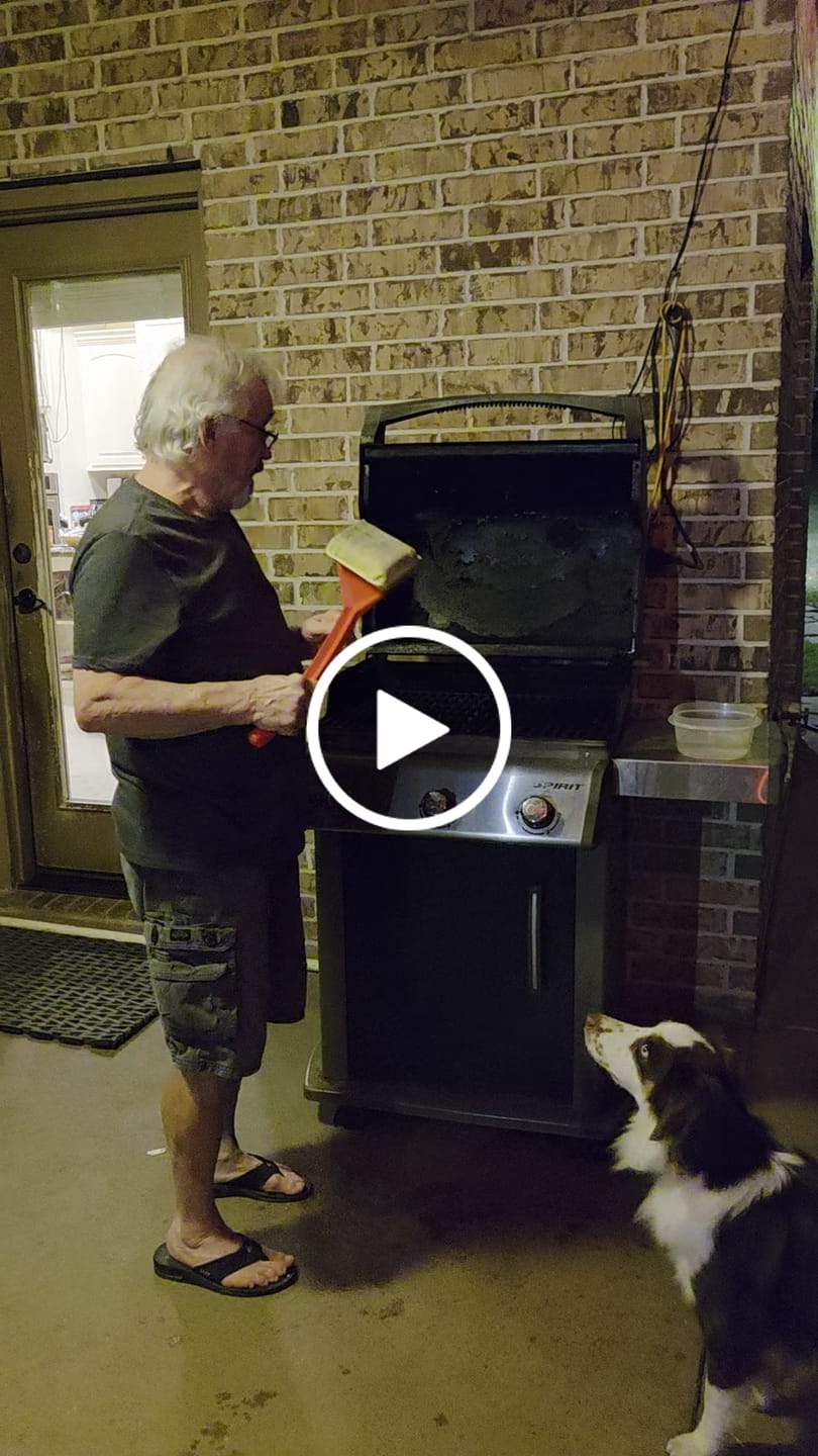 Customer video review of Grill Brush w/ Scraper