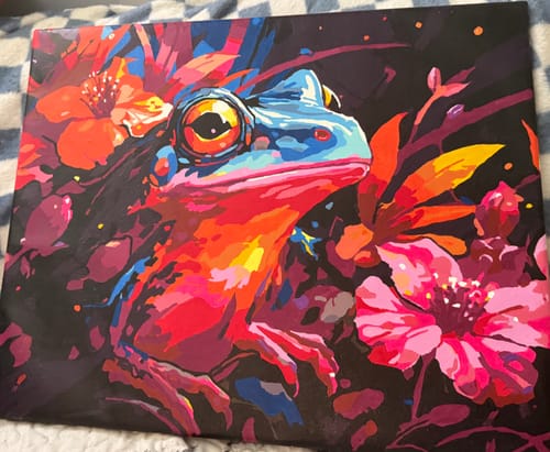 Customer photo review of Trippy Frog