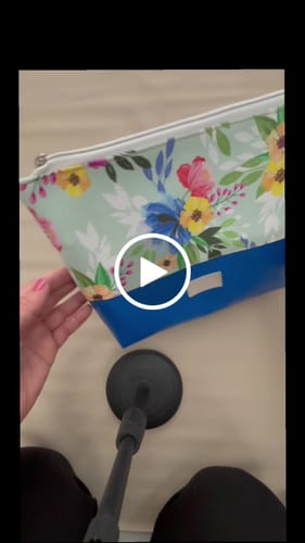 Customer video review of SINTETICO COLECAO FLORES 3 EM DOLLARO BRANCO DA PLASTICOS IVONE