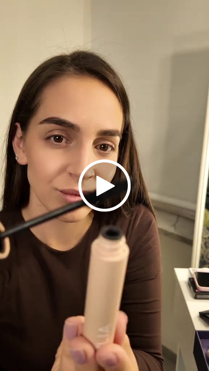 Customer video review of Ilia Fullest Volumizing Maskara