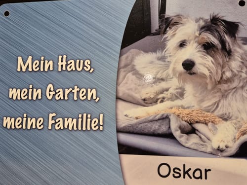 Customer photo review of Hunde-Türschild personalisiert mit Foto & Text (UV- und wetterfest)