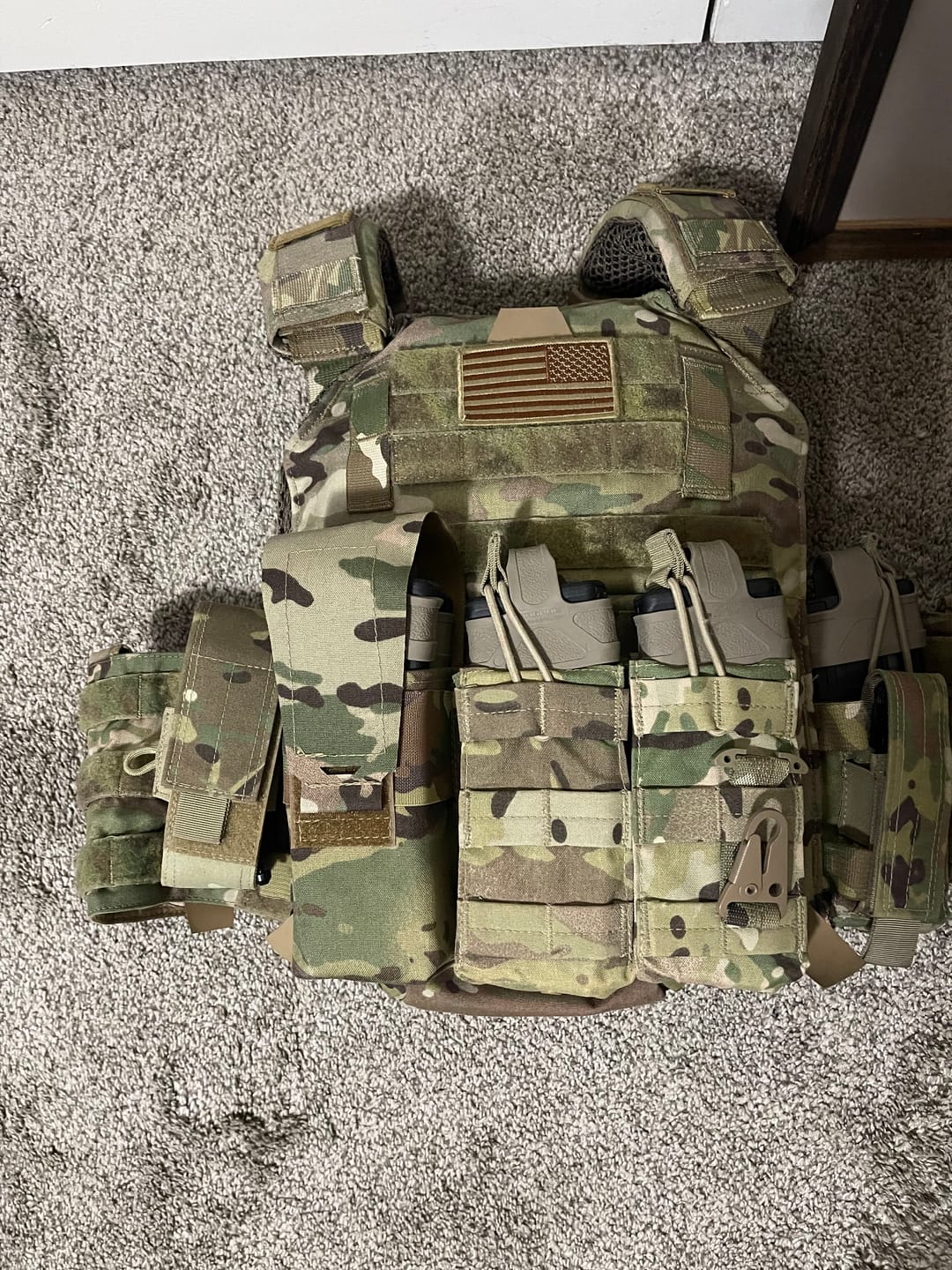 Customer photo review of AR Double Magazine 30 Round Pouch (Closed Top) GRIDLOK
