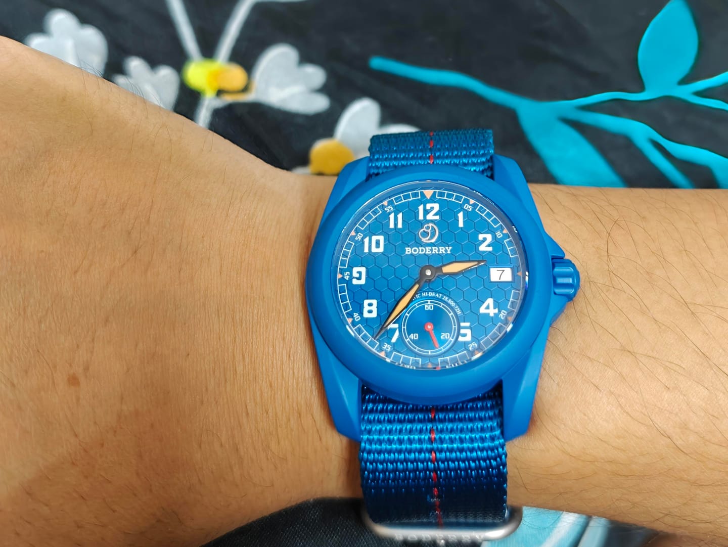 Customer photo review of VOYAGER S72 – 72-Hour Power Reserve Titanium Automatic Field Watch, 100M Water Resistant | Cerulean Blue