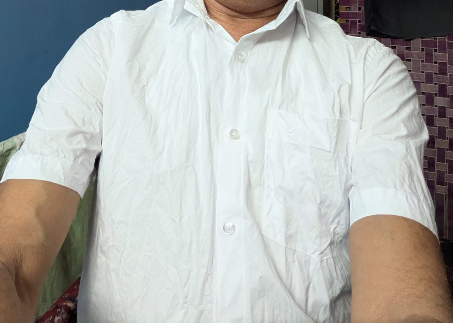 Customer photo review of User Cotton - 100% Cotton Formal White Shirt For Men | Uathayam