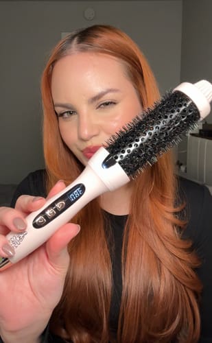 Customer photo review of Hot Babe Thermal Brush