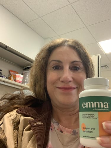 Customer photo review of Emma