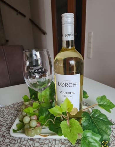 Kundenbewertung mit Foto zu Wine glass with engraving - Matured to perfection V1 - Personalized with name - Gift for women & men - Birthday gift idea - Personalization: Karin 1965