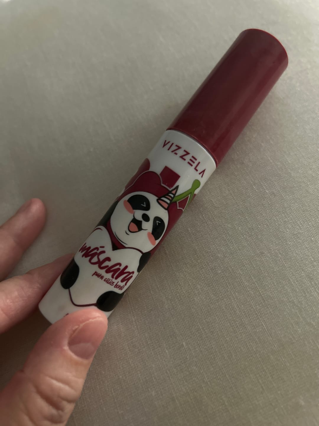 Customer photo review of Máscara para Cílios Big No Panda Cherry - Bordô