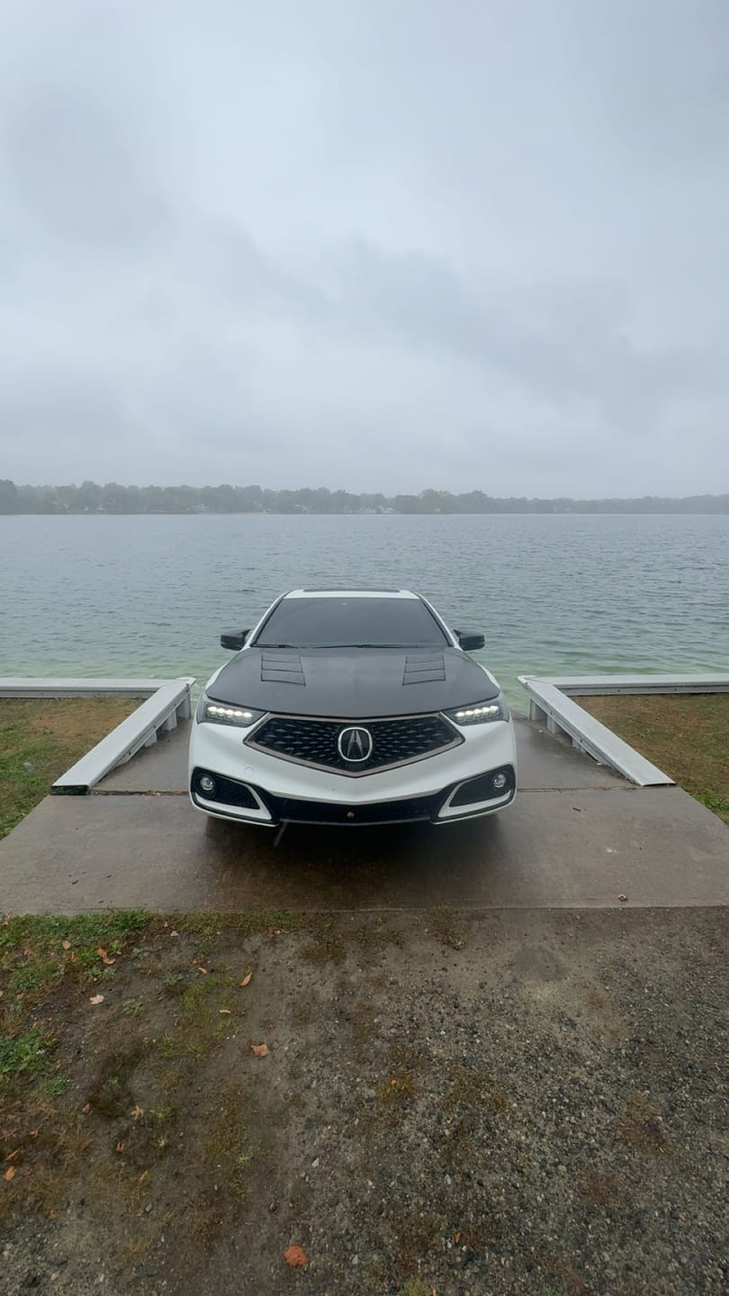 Customer photo review of 2015-2020 TLX  Mstyle Mirror caps replacement