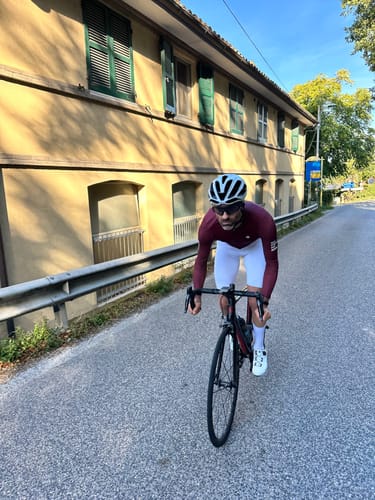 Customer photo review of AERO SOCKS - WHITE