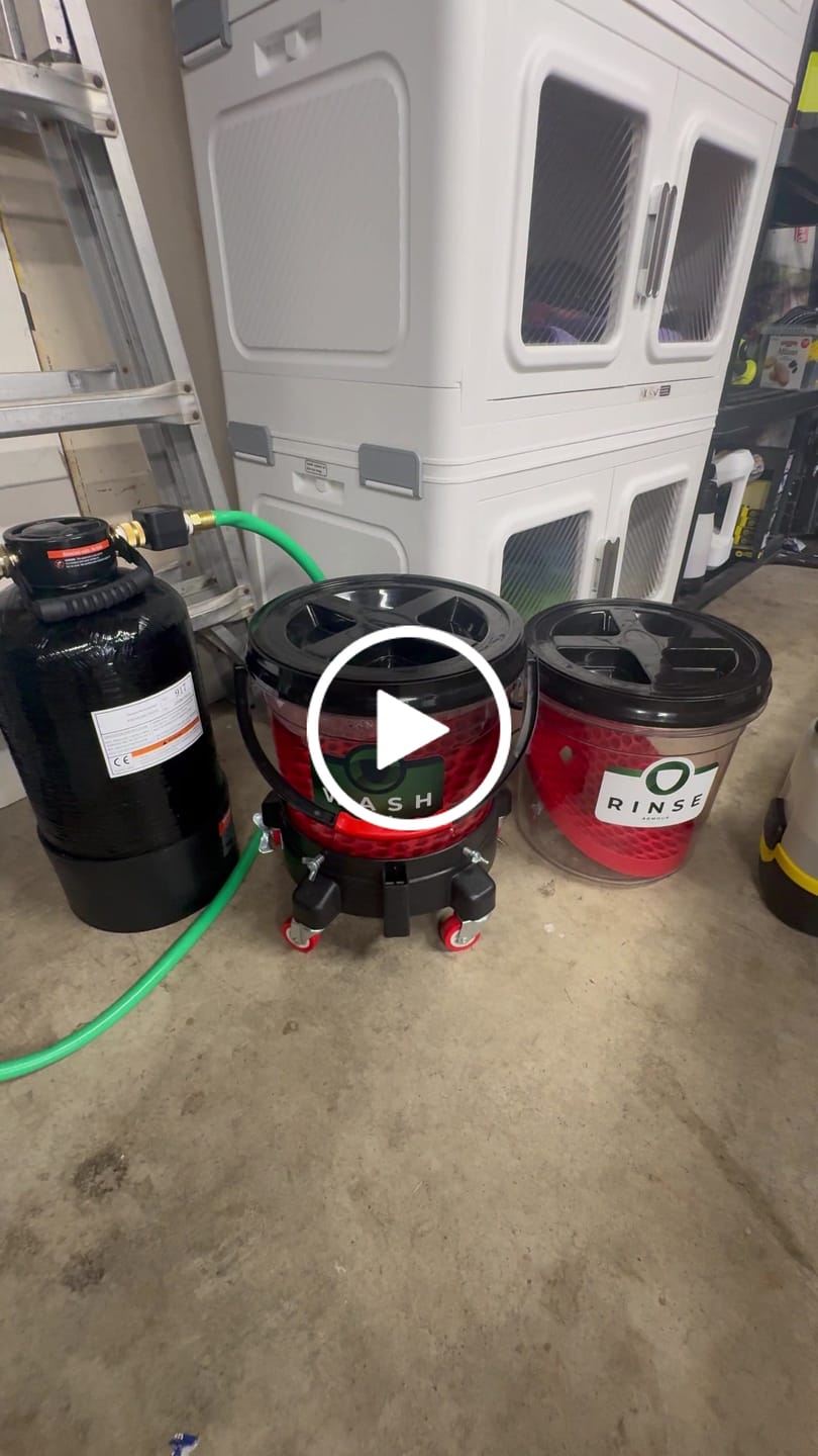 Customer video review of Armour Bucket Vinyl