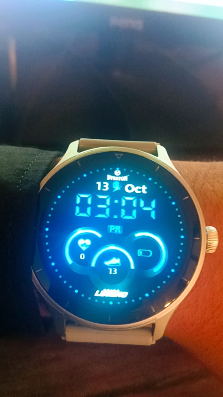 Customer photo review of Legend Smartwatch
