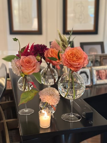 Customer photo review of Clear Wine Glass Vase