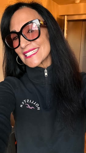 Customer photo review of Instant Dye Shampoo