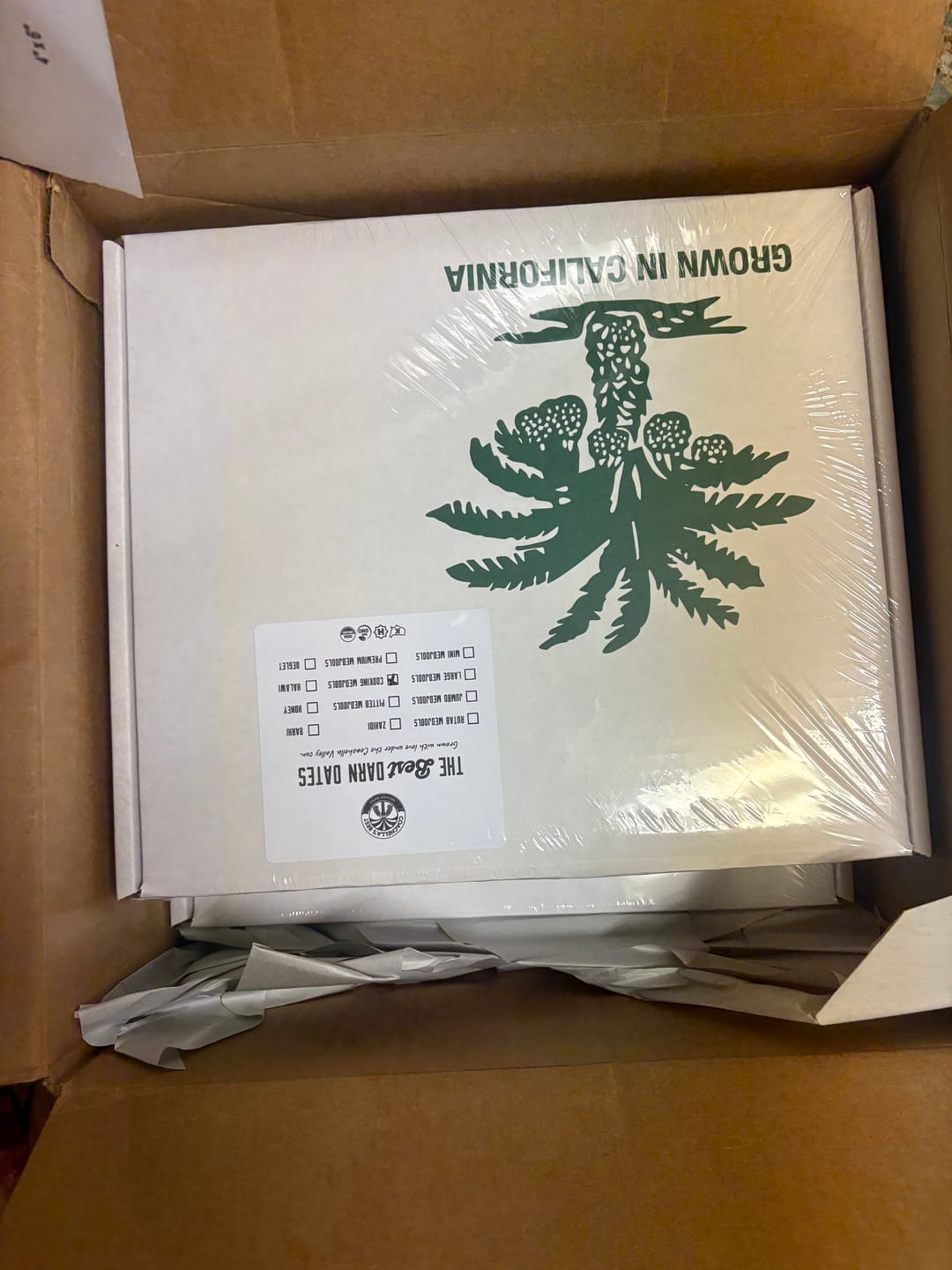 Customer photo review of Organic Halawi Dates Box