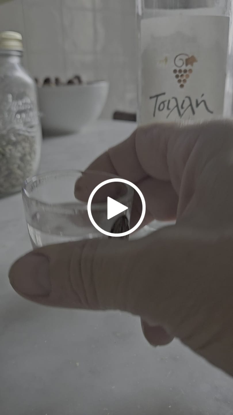 Customer video review of Tsipouro without anise Tsilili - 700ml