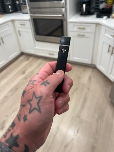 Customer photo review of 1 Gram THC-P Blend Vape Pen | Lemon Drop - Sativa