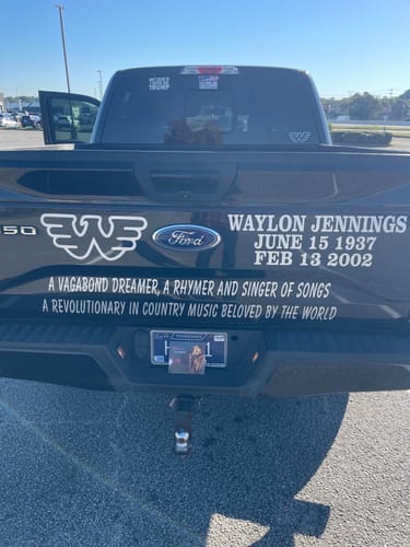 Customer photo review of Waylon Jennings "Songbird" CD Pre-Order