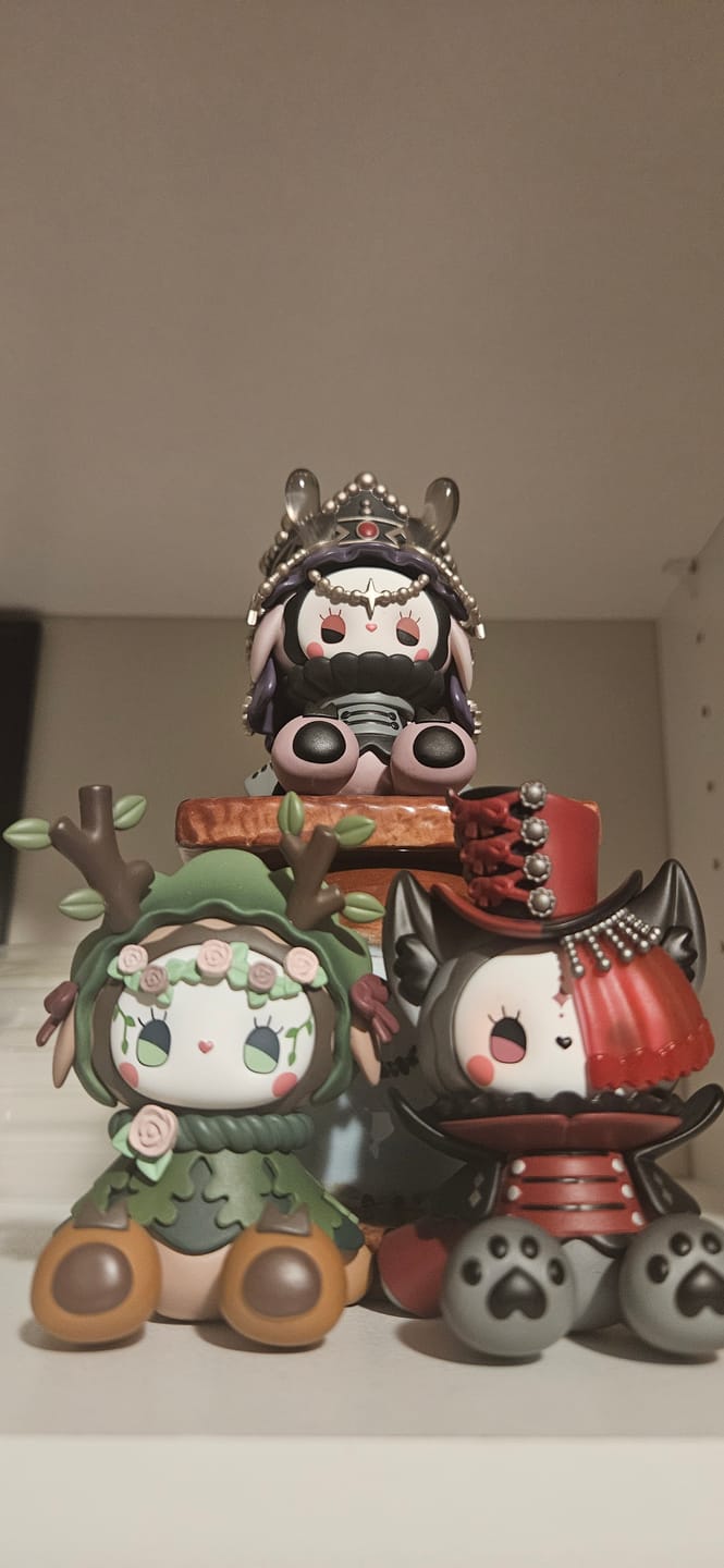 Customer photo review of EMMA Secret Forest Frostveil Villa Series Blind Box