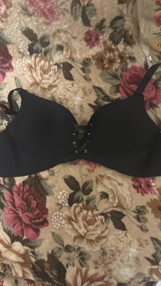 Customer photo review of Soutien-Gorge à Lacet – Maintien, Confort et Séduction