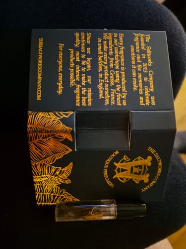 Customer photo review of Tabac Soleil