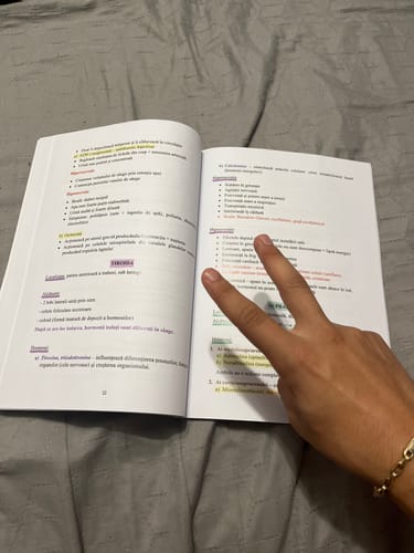 Recenzie cu fotografie de la un client despre Carte Anatomie Bacalaureat (Biologie clasele XI-XII) Bacademia