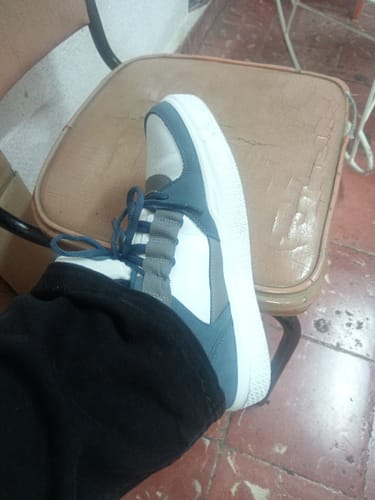 Customer photo review of Tenis Roof Men