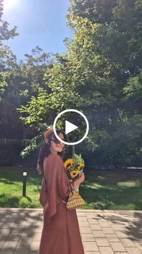 Customer video review of AURORA DRESS - BAKED CLAY