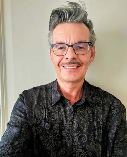 Customer photo review of Men's Paisley Floral Black Long Sleeve Shirt