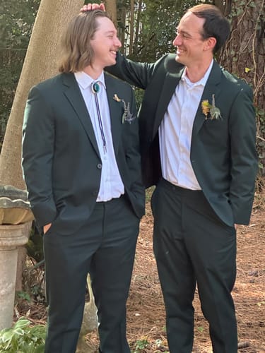 Customer photo review of The Emerald Stone -Bolo Tie and Gift Box