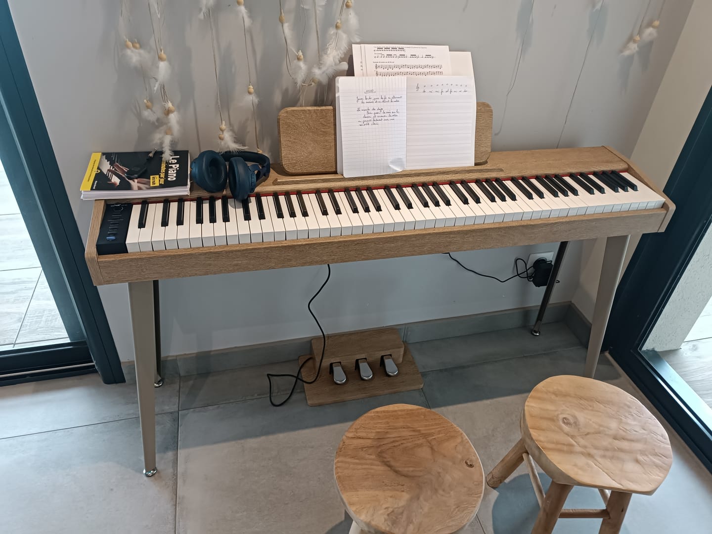 Customer photo review of Donner DDP-60 Semi-lesté Piano Numérique