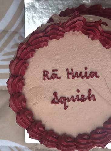 Customer photo review of aroha mini cake