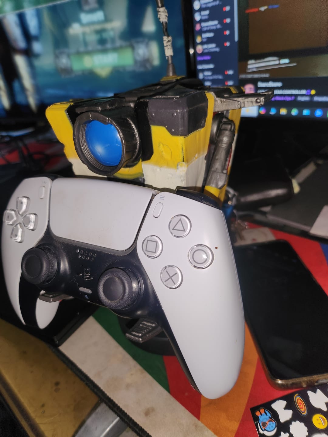 Customer photo review of Cable Guy: Claptrap