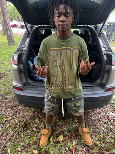 Customer photo review of Saint Vanity Logo Tee Green