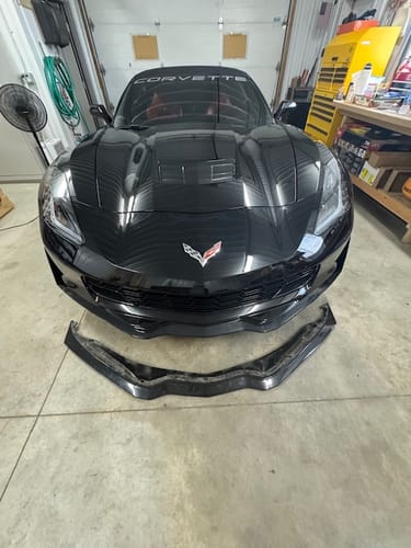 Customer photo review of Chevrolet Corvette C7 Stage 2 Central Front Splitter