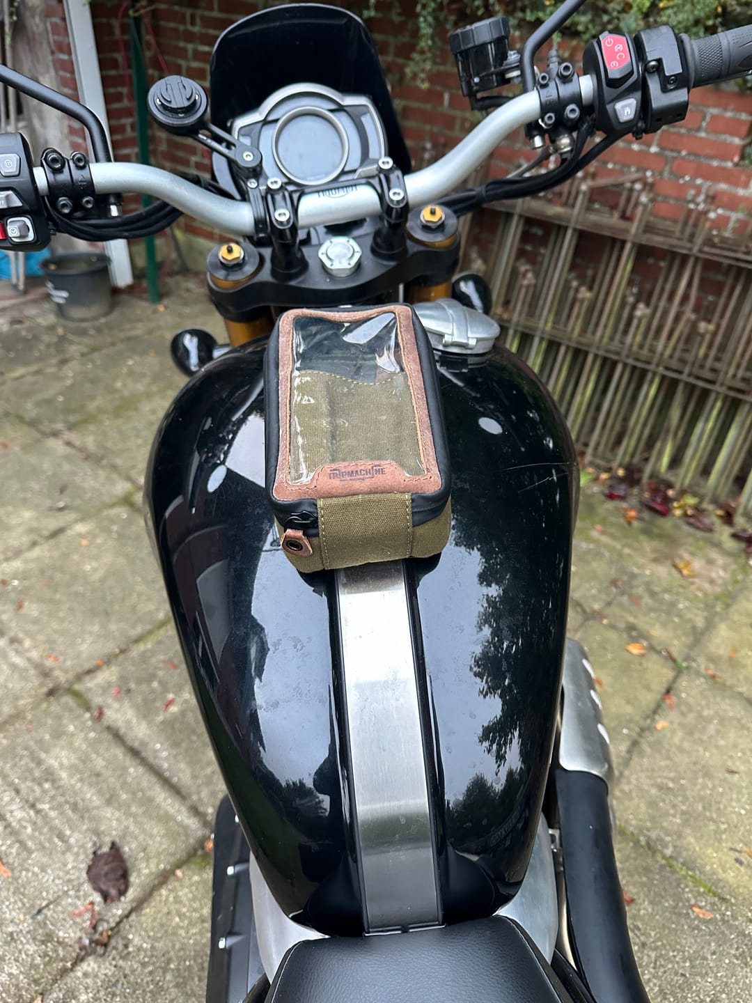 Customer photo review of navigator