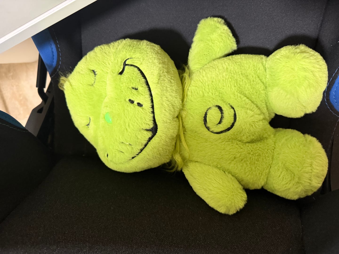 Customer photo review of GrumpyHug™ Soothe & Snuggle Plush