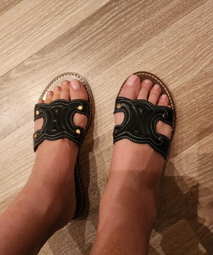 undefined review of TRIOMPHE SLIDE IN BLACK CALFSKIN image 1 out of 1