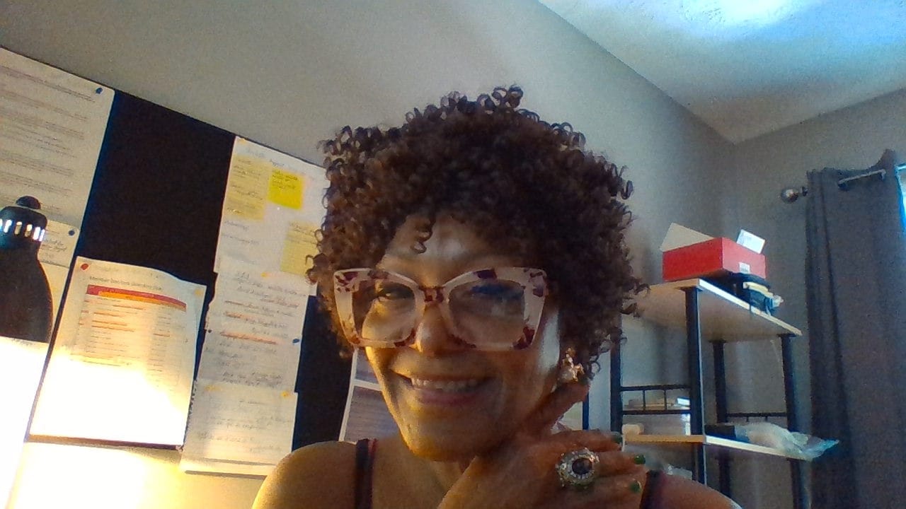 Customer photo review of Heidi Daus® "Enchante" Crystal Magnetic Interchangeable Ring Set