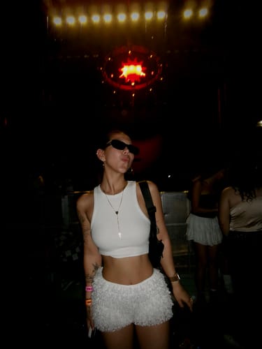 Customer photo review of TAMY BEIGE SHORT