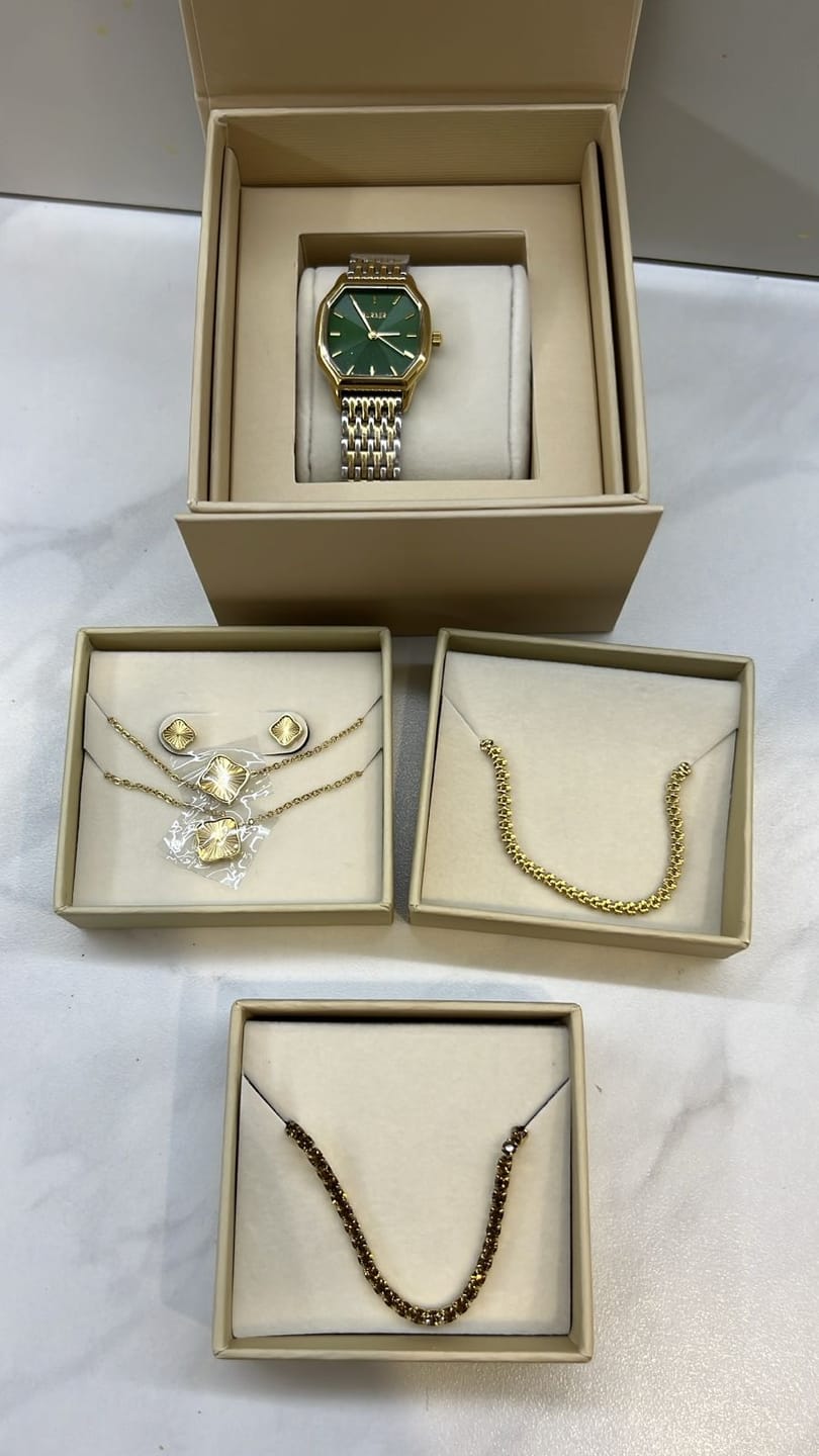 Customer photo review of Flora Gold Set