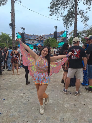 Customer photo review of Cherry On Top Winged Set